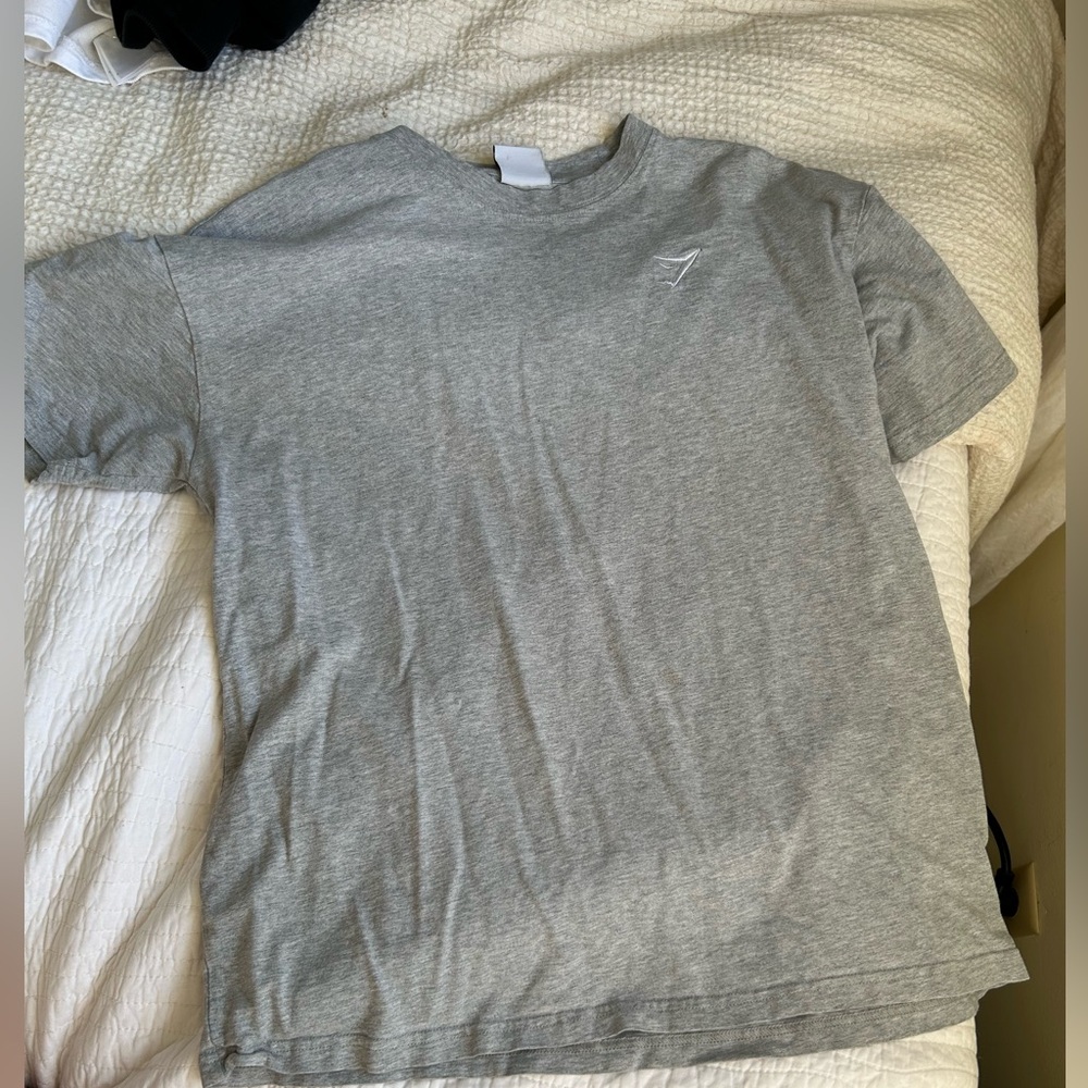 Gymshark size small logo tee gray
